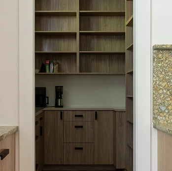 Brass cabinet hardware