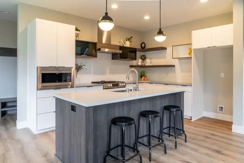 Two-Tone Contemporary Kitchen Remodel in Southwest Washington & Portland Metro — contemporary kitchen, photo 1 of 1